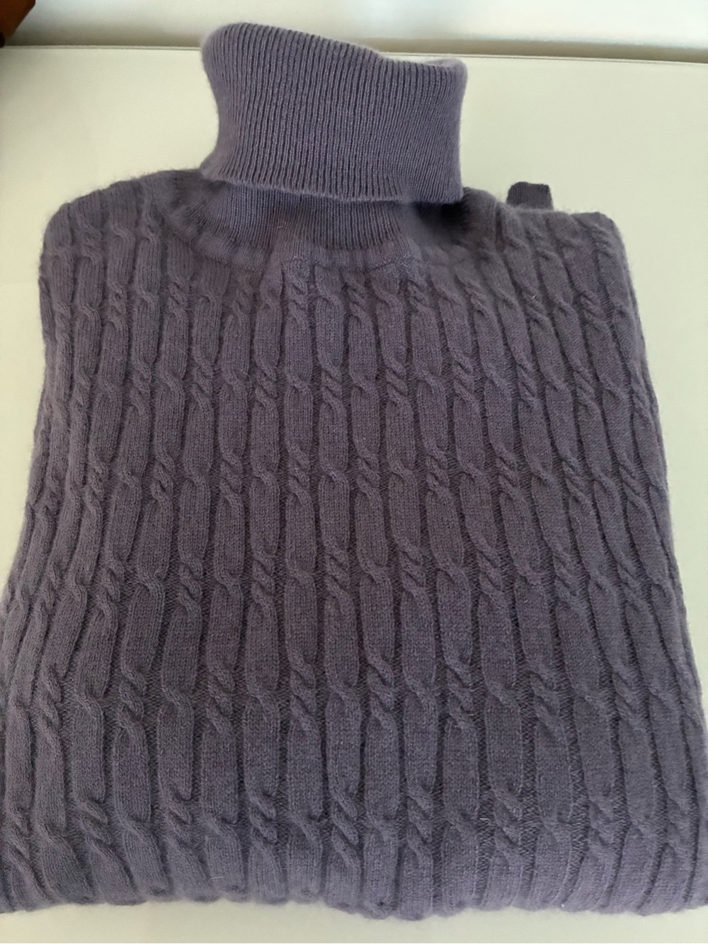 Saks Fifth Avenue 100% Cashmere Turtleneck Sweater Purple Cable Knit Size M NWOT